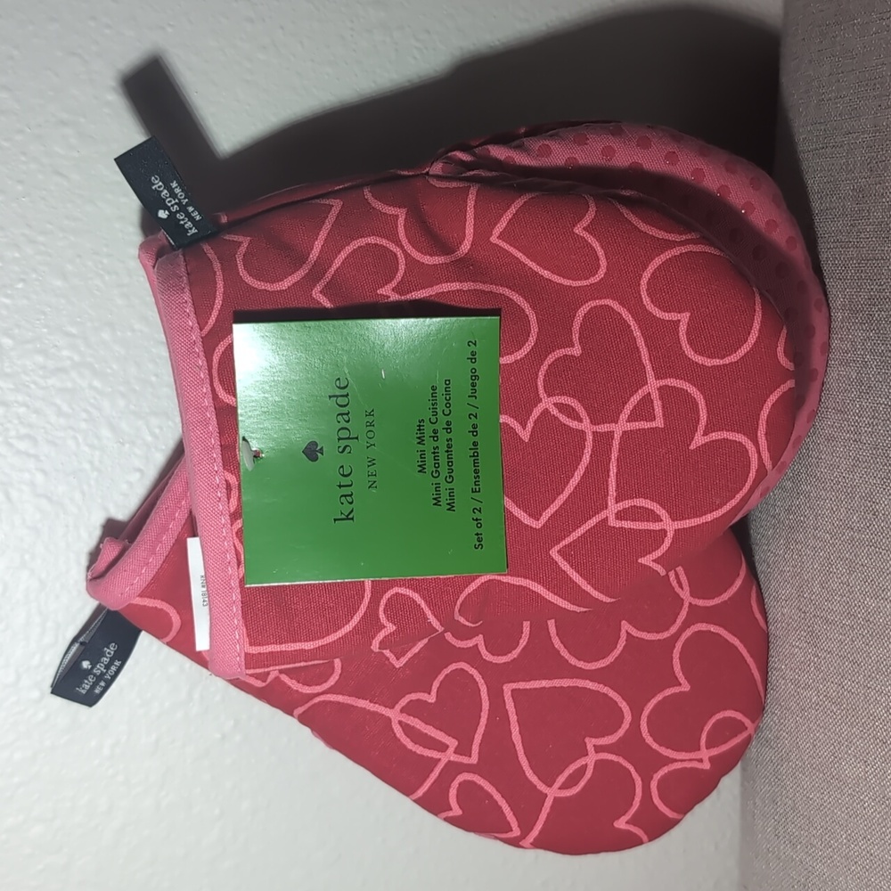 NWT Kate Spade Kitchen Mini Mits Red Heart Pattern